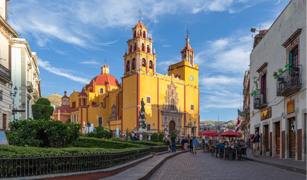 Guanajuato historical architecture 