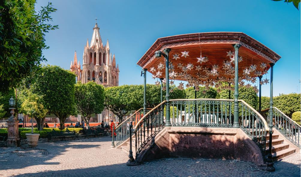 Luxury yoga retreats Mexico 