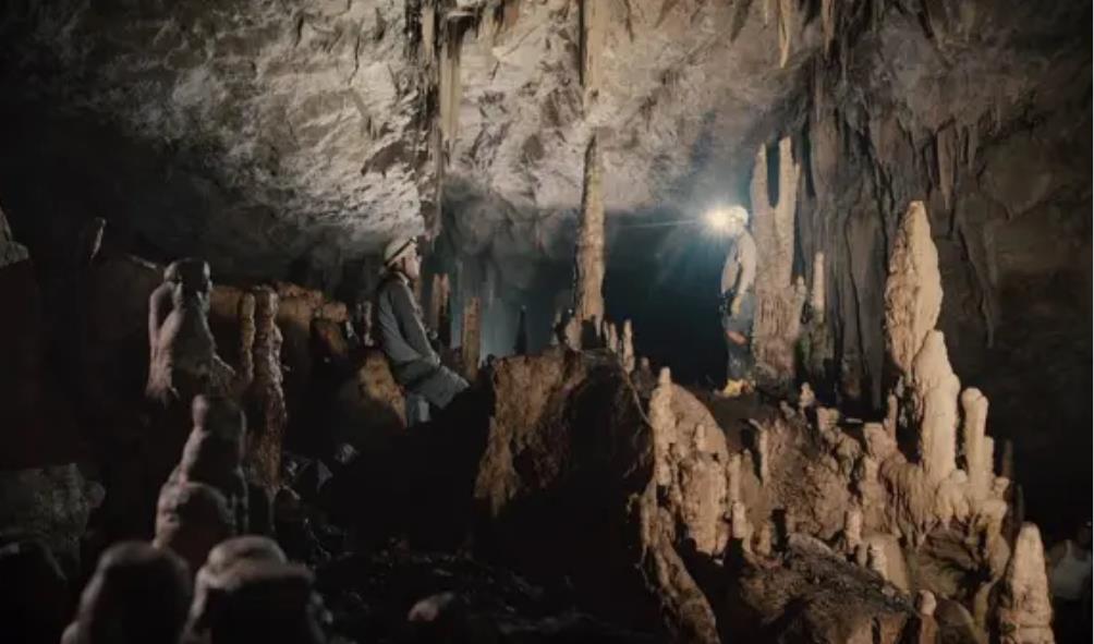 Romantic cave dining Mexico 