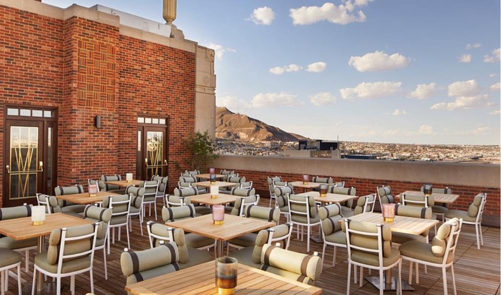 Cabo San Lucas Rooftop Dining