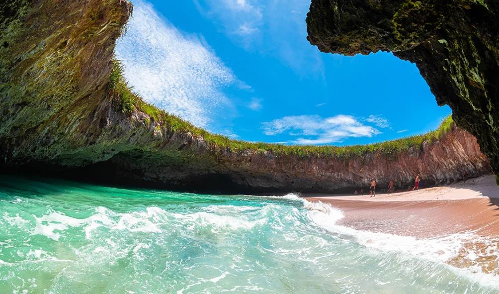 Driving through Mexico 