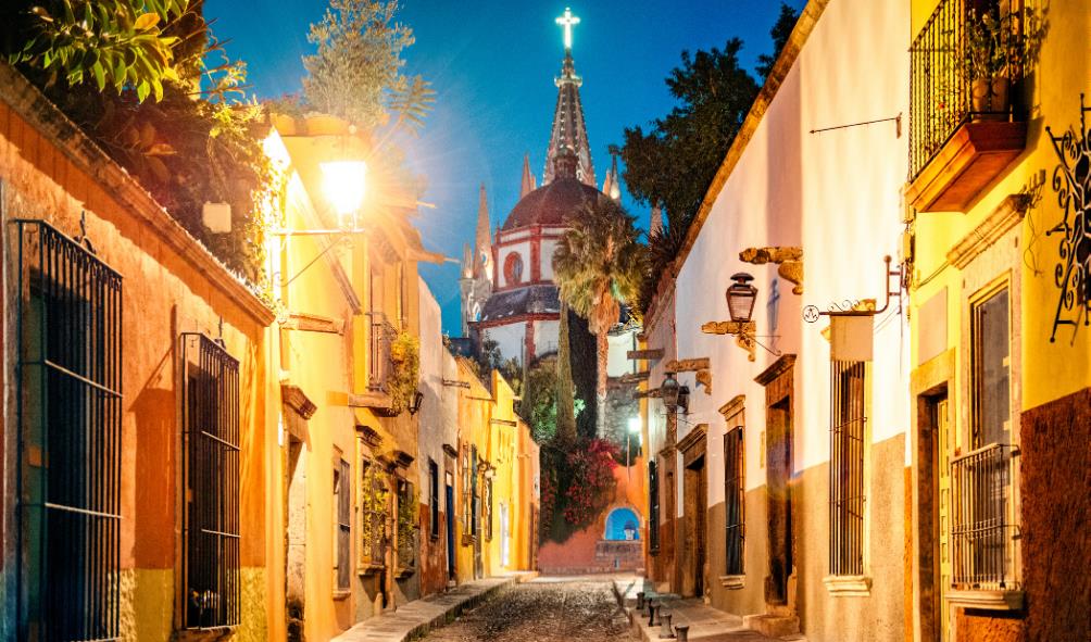 Cultural travel in Mexico