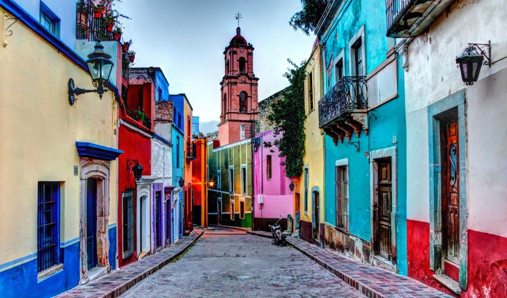 Mexican town lifestyle 