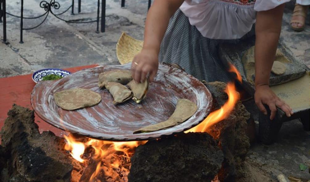 Mexican dish preparation 